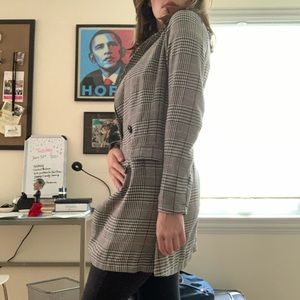 Boohoo checkered jacket 🤍🖤